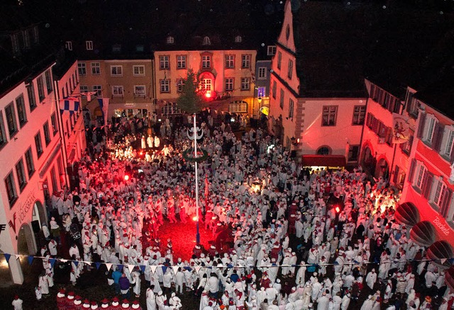 Tausende von Hemdglunkern zogen am Don...z des nasskalten und windigen Wetters.  | Foto: Martin Wendel