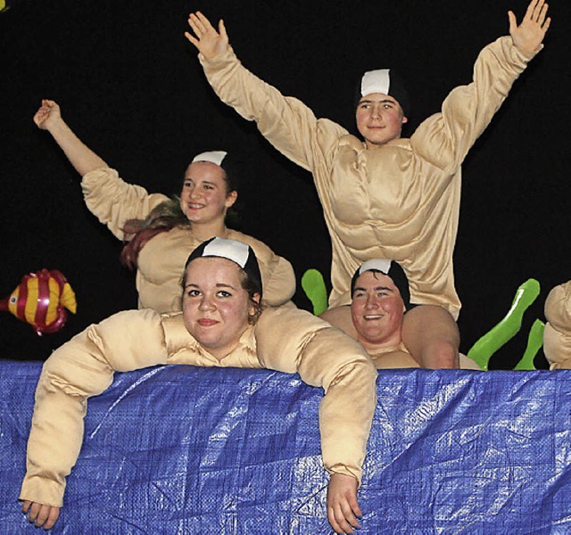 Mit viel Spa war auch die Jugend der Feuerwehr dabei.  | Foto: Herbert Trogus