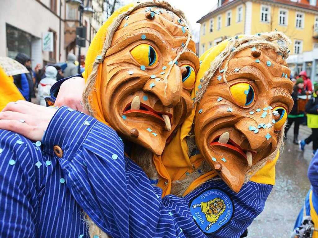 Eindrcke vom Umzug der Narrenzunft Neustadt am Fasnetmendig.