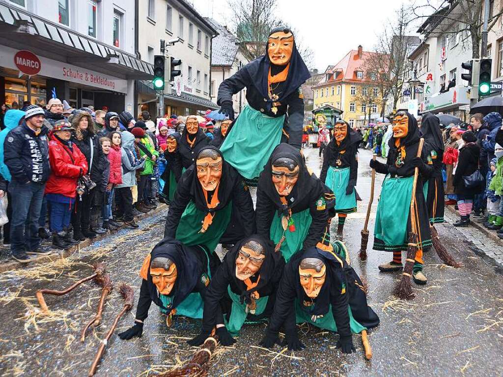 Eindrcke vom Umzug der Narrenzunft Neustadt am Fasnetmendig.