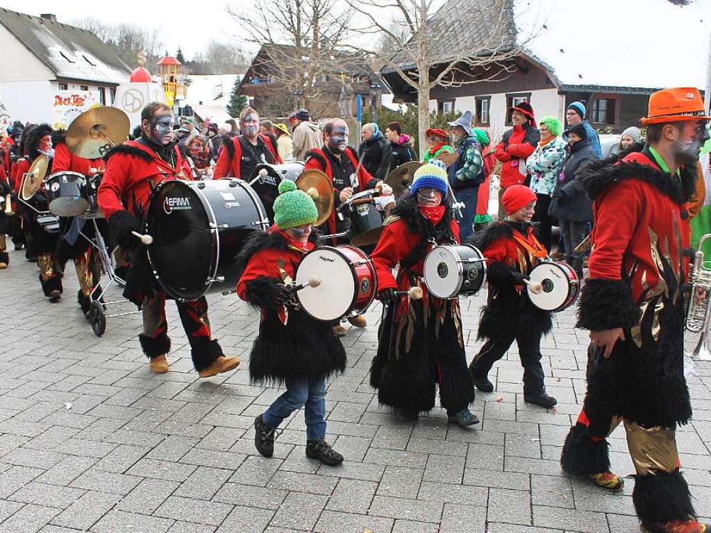 Die Blasiwlder Notepflmler mit ihrer Guggenmusik.