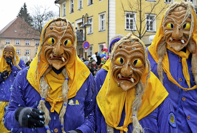 Neustadts  Dennenberghexen krnten bei... unter http://mehr.bz/fasnacht-fotos.   | Foto: Peter Stellmach