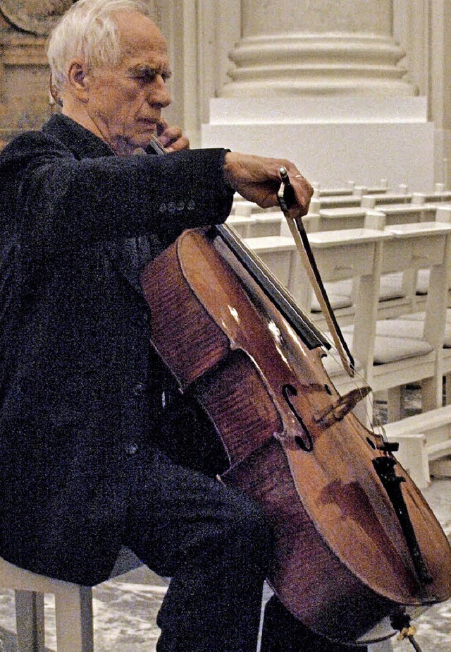 Wolfgang Boettcher, der Doyen unter de... unter der Kuppel des St. Blasier Doms  | Foto: Karin Stckl-Steinebrunner