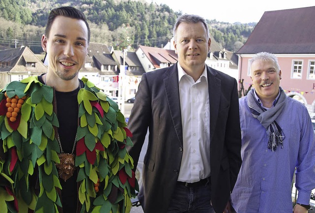 Driebelbisser-Chef Frank Lffler, Brg... vor dem Burefasnetsumzug in Sulzburg   | Foto: Martin Pfefferle