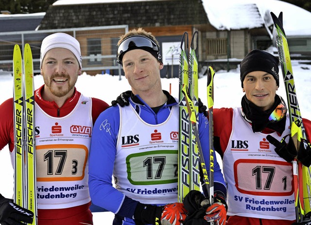 Die siegreiche Herrenstaffel des Ski-C...hler, Bjrn Ahlgrimm und Marco Geiger.  | Foto: privat