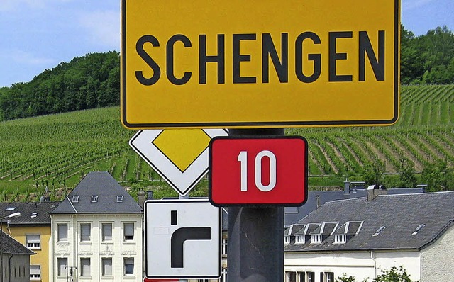 Weinberge, die Mosel und  ganz viel Europa: das Dorf Schengen  | Foto: Stlb