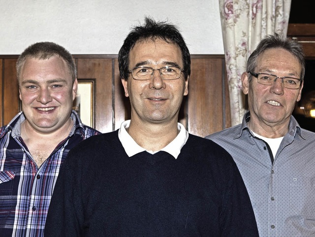 Martin Kury, Heinrich Wlfle und Thoma...gjhrige Ttigkeit im Vorstand geehrt.  | Foto: Fotos: Gabriele Zahn