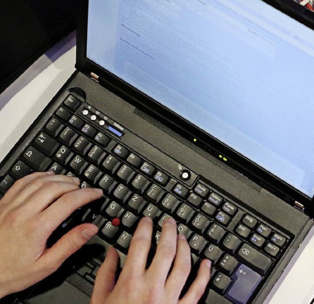 Im BZ-Livechat beantwortet der Polizeichef Fragen.   | Foto: dpa