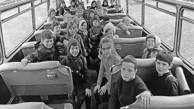 An jedem Schultag mehrere Omnibusfahrt...kgrafenschule mussten sehr mobil sein.  | Foto: Armin Mller