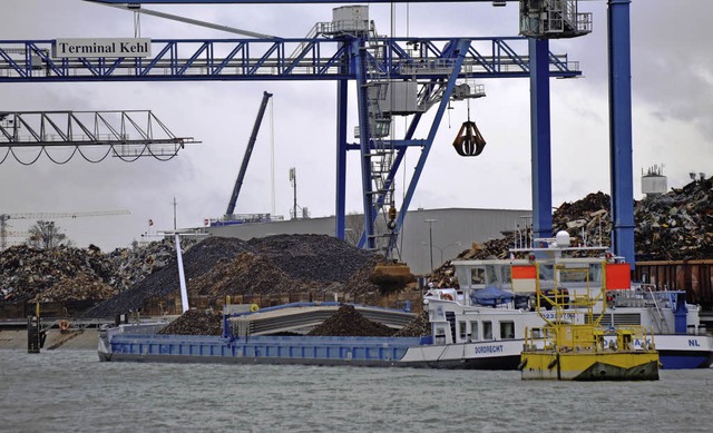 Knapp vier Millionen Tonnen Waren wurd... Kehler Hafen wasserseitig umgesetzt.   | Foto: hafen