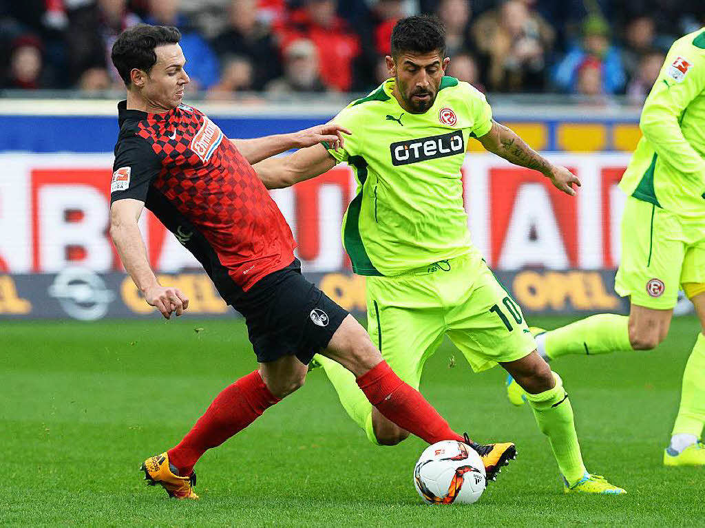 Nur vom Punkt getroffen: Der SC Freiburg spielt nicht sonderlich gut und schafft es deshalb nicht einen Punkt mitzunehmen.