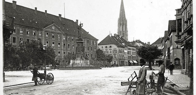 Der Platz vor der Karlskaserne mit dem...ufgenommen wurde das Foto um 1880/90.   | Foto: Augustinermuseum Denkmlerarchiv