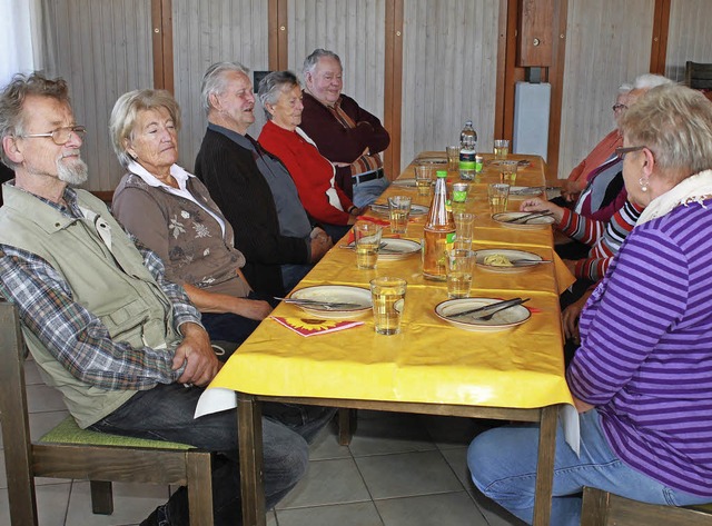 Immer donnerstags treffen sich die Mit...den  Frderverein fr soziale Zwecke.   | Foto: Lib