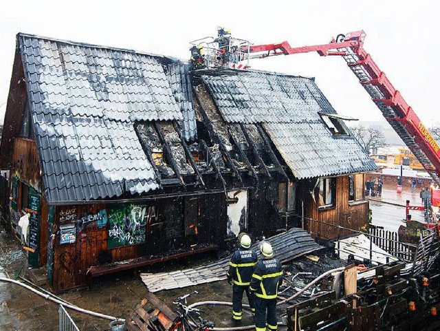 Bei dem Brand in Hamburgs Szene-Club  wurde niemand   verletzt.    | Foto: dpa