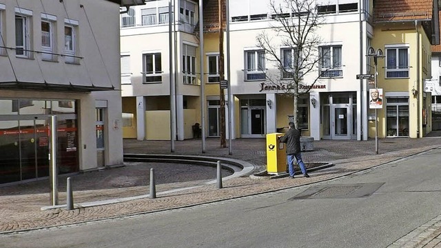 Der Rickenbacher Briefkastenstandort a... Kirchstrae bei der Postagentur nach.  | Foto: Wolfgang Adam