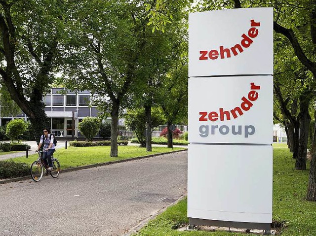 Die Einfahrt zur Firma Zehnder in Lahr auf einem Archivbild aus dem Jahr 2011.  | Foto: Christoph Breithaupt