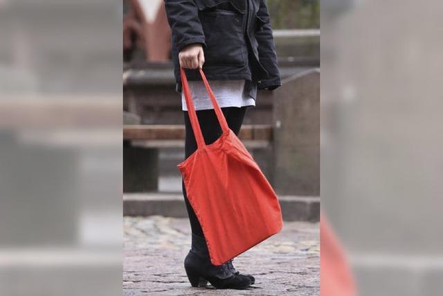 Am Donnerstag ist Equal Pay Day: Raus mit den roten Taschen
