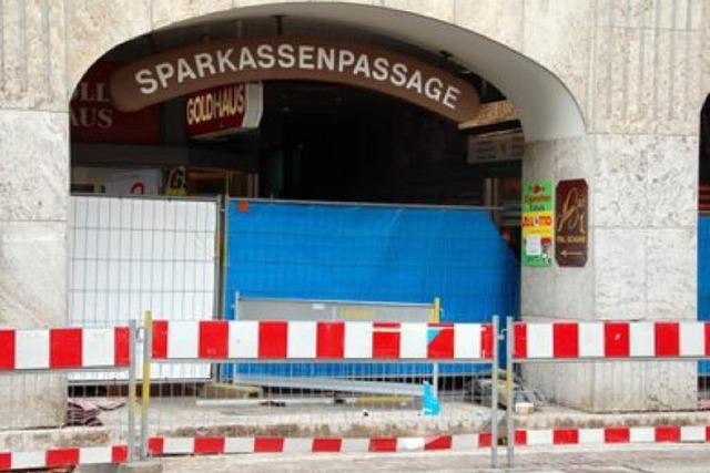 Die Sparkassenpassage in der Kajo wird abgerissen