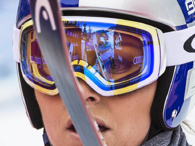 Lindsey Vonn &#8211; ein Ski ist bei der Abfahrt ein Ski zu wenig.  | Foto: dpa