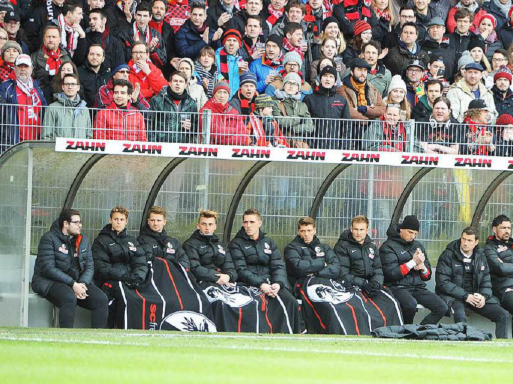 In der ersten Halbzeit gekmpft, im zweiten Durchgang mit Maximilian Philipp offensive Qualitt ausgespielt: Der Sportclub gewinnt in Sandhausen mit 2:0.