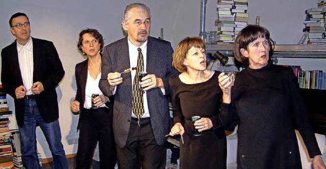 Szene aus dem Drama &#8222;Eine Famili...gefhrt von der Spielbhne Schopfheim   | Foto: Roswitha Frey
