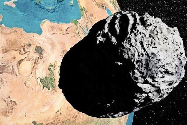 Großer Meteorit explodiert über dem Atlantik