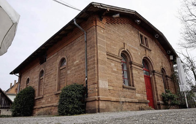 Die einstige Groviehhalle im Schlacht...r die Jugendbegegnungssttte saniert.   | Foto: Klaus schweizer