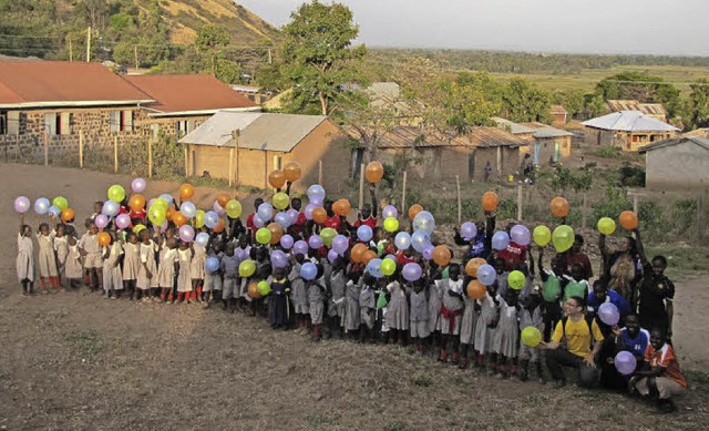 Afridunga kmmert sich um das Waisenha...217;s Orphans Children Home in Kenia.   | Foto: Privat