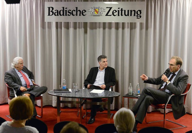 Kleines Podium fr groe Fragen des Ba...Peter Unmig, Uwe Mauch, Martin Haag   | Foto: Schneider