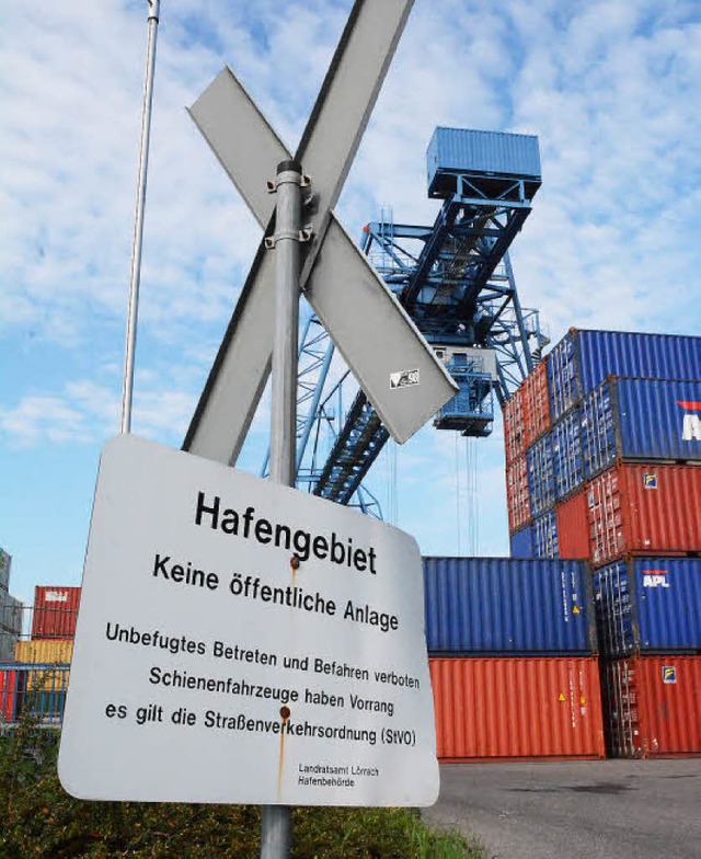 Das Containergeschft bringt  dem  Rheinhafen Wachstum.   | Foto: Lauber