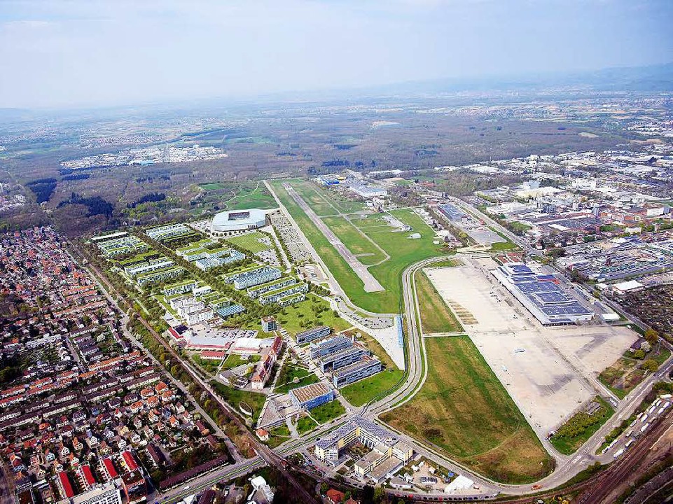 Das Stuttgarter Parlament hat das Grun...henen Stadionbau einstimmig gebilligt.  | Foto: dpa