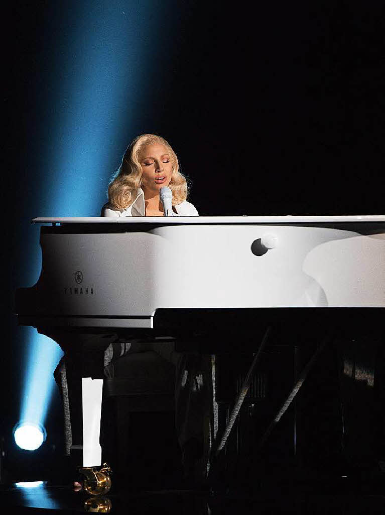 Lady Gaga performte auf der Bhne