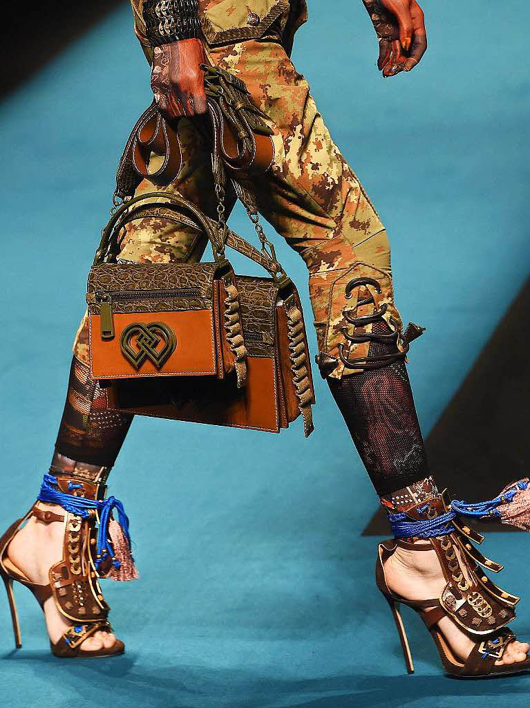 Rockiger Ethnolook bei Dsquared2