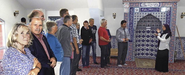 Bei der interkulturellen Woche in dies...zur Moschee fr Interessierte ffnen.   | Foto: Michael Gottstein