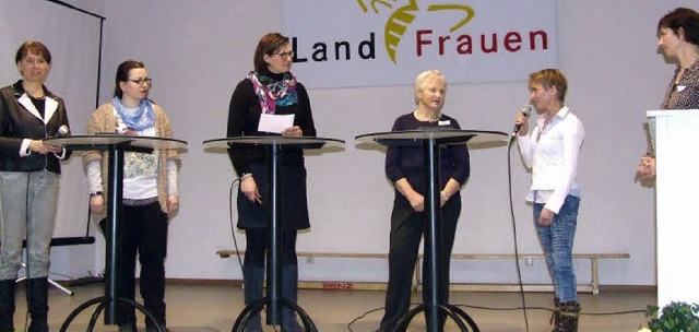 Diskussionsrunde beim Buerinnen-Kongr... Kiefer und Michaela Russ (von links)   | Foto: Ulrike Jger