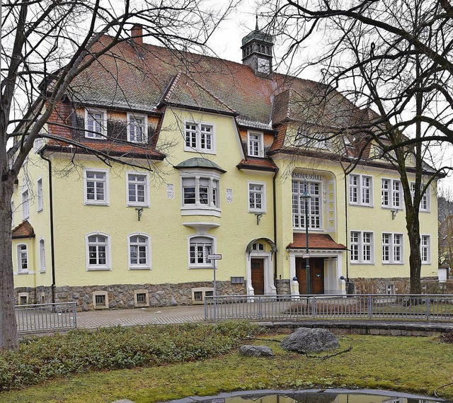 Schn alt, aber mit Mngeln beim Brand... der Schwarzwaldstrae in Kirchzarten   | Foto: Markus Donner