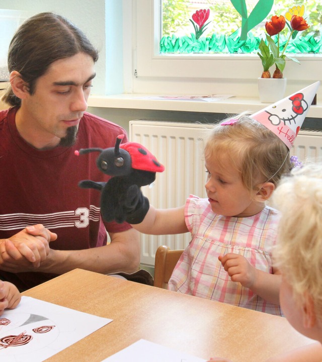 Umschulungen zum Erzieher werden gefrdert.   | Foto: tmn