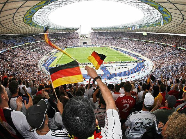 Ein Sommermrchen? Die vergabe der WM 2006 ist ins Zwielicht geraten.   | Foto: dpa