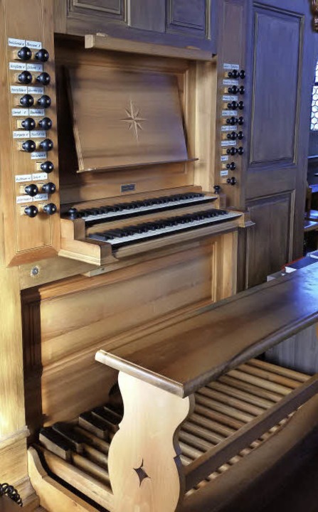Der Spielschrank der Orgel ist der Arbeitsplatz des Organisten.  | Foto: Christian Wehrle