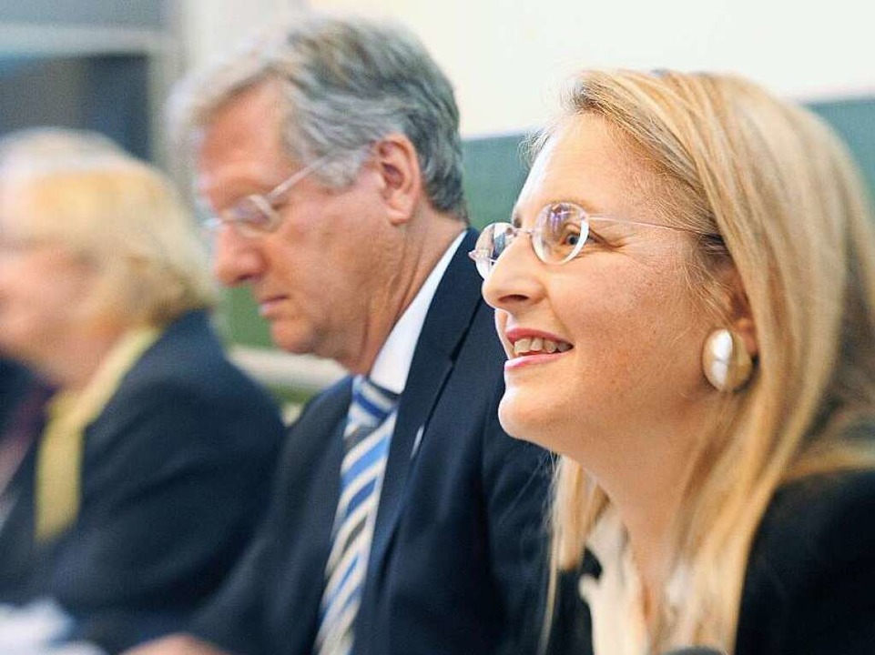 Haben sich nicht mehr viel zu sagen: K...li und Uni-Rektor Hans-Jochen Schiewer  | Foto: dpa