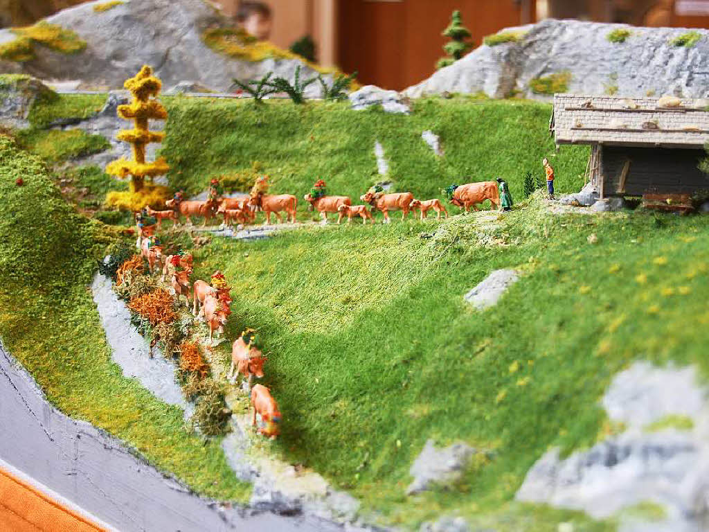 Eine Welt im Kleinen prsentierten die Modellbahnfreunde Oberes Donautal mit ihrer Modellbahnausstellung im Kurhaus.