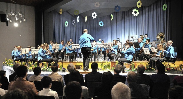 Eintauchen in die Vielfalt der Blasmus...sikverein Sulz beim Frhlingskonzert.   | Foto: wolfgang knstle