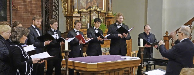 Das Solistenensemble &#8222;Cantus et ...     begeisterte in der Klosterkirche.  | Foto: Andreas Mahler