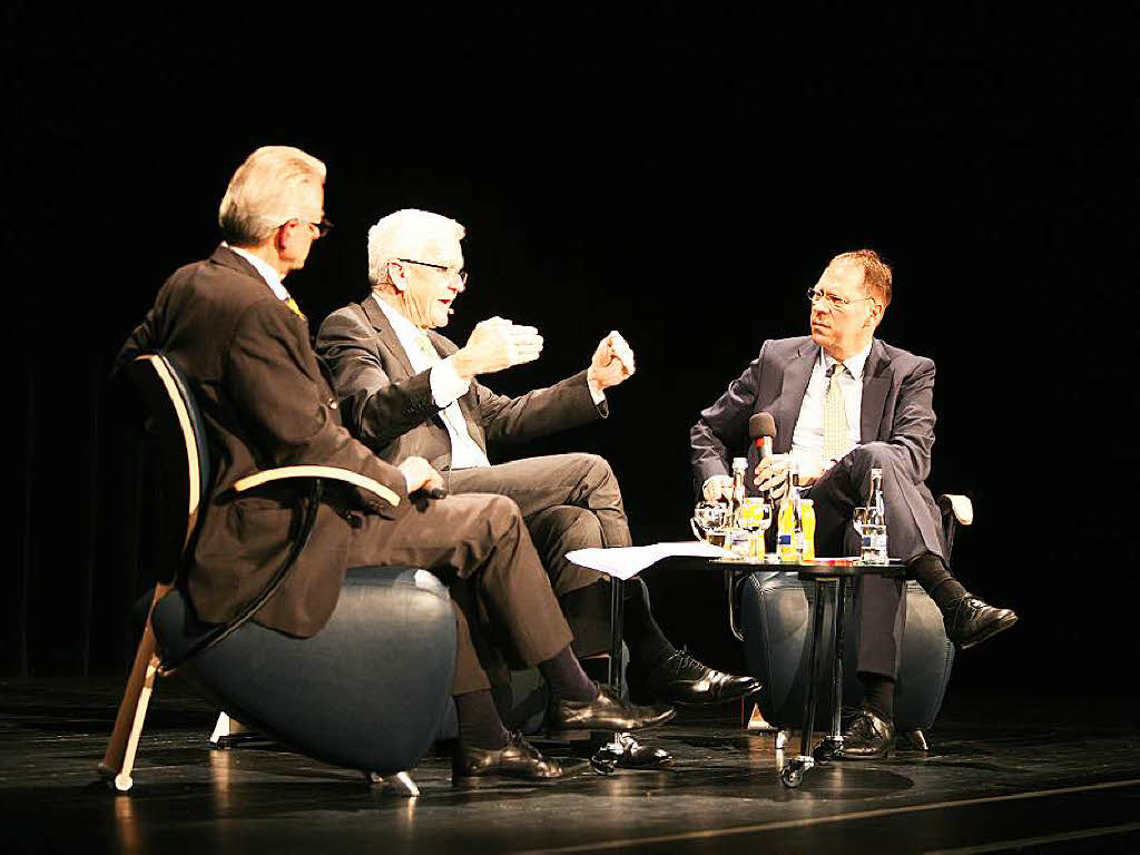 Winfried Kretschmann antwortete auf die Fragen der BZ-Redakteure Stefan Hupka und Thomas Fricker. Auerdem konnten Gste Fragen an den Ministerprsidenten stellen.