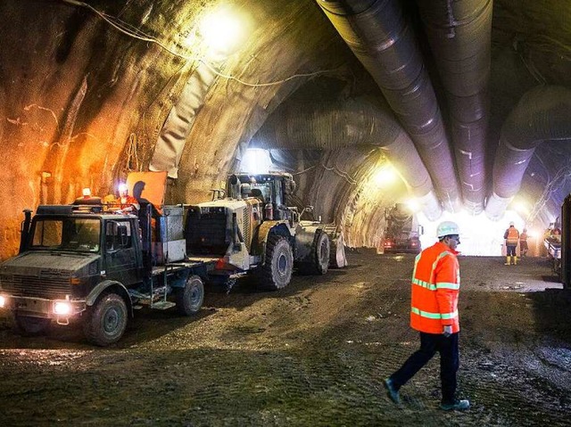 In Bau sind die ersten Bahntunnel fr Stuttgart 21 wie hier unter dem Neckar  | Foto: dpa