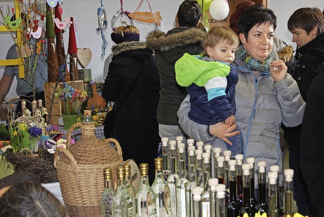 Klein aber fein: Teilweise dichtes Ged... Sonntagnachmittag im Haus des Gastes.  | Foto: Christa Maier