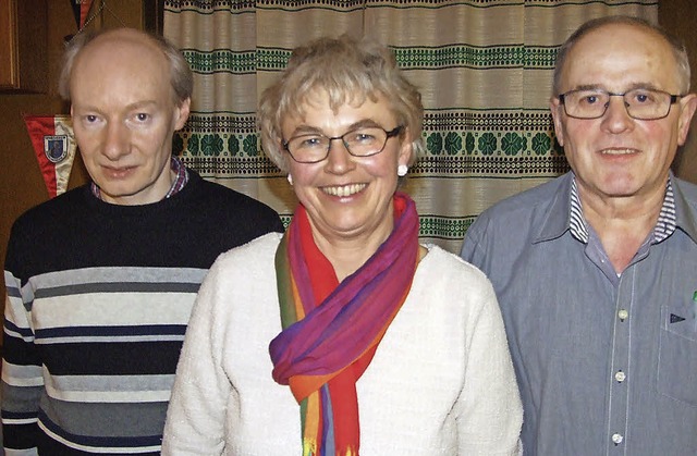 Thomas Intlekofer (Vorsitzender), Regi... des Kirchenchors Mnchingen (v.li.).   | Foto: Ingrid Mann