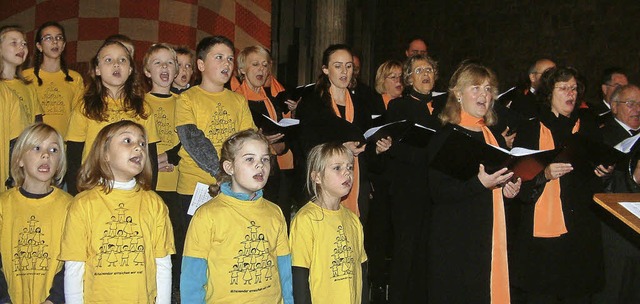 Der Kammerchor Bad Sckingen wirkt gen...en Advent in der Heilig-Kreuz-Kirche.   | Foto: Roswitha Frey