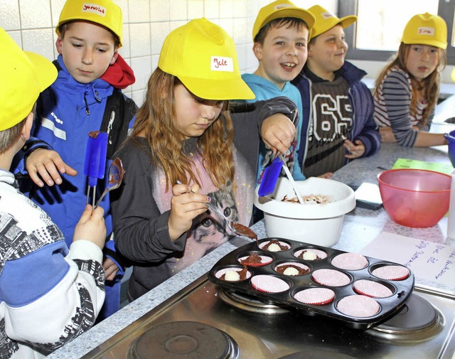 Selbstgemacht schmecken die Muffins viel leckerer.  | Foto: Reinhard Cremer