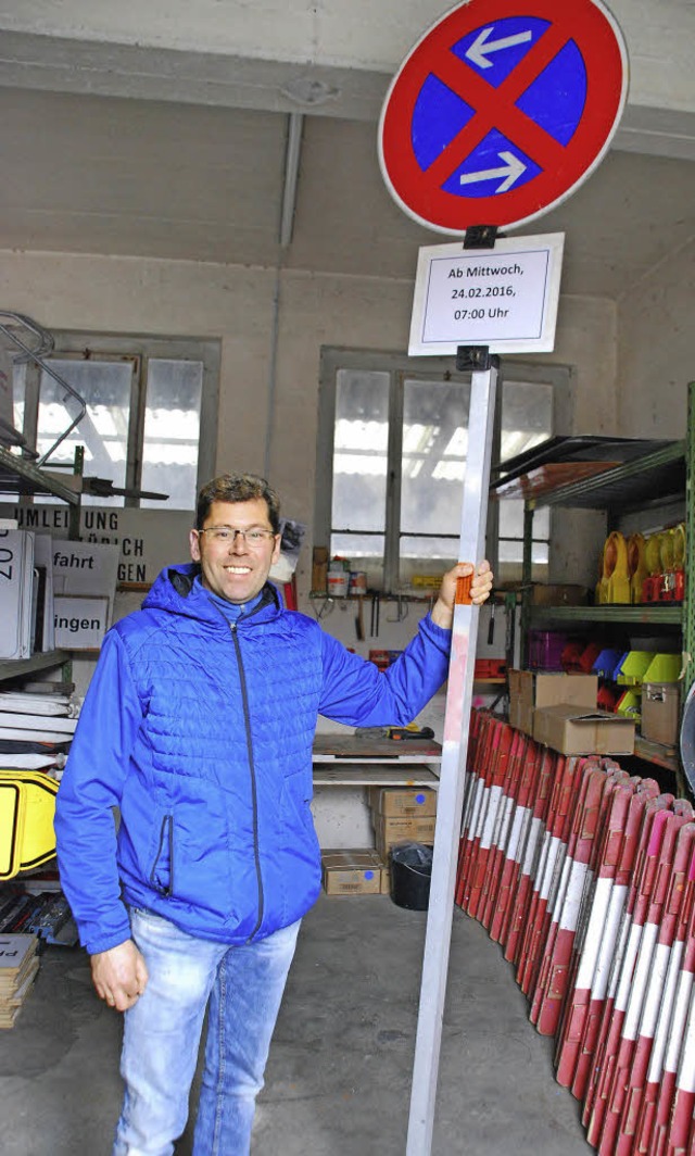 Werkhofleiter Matthias Huber in der Sc...tatt des Werkhofes in der Gterstrae   | Foto: Ralf Staub